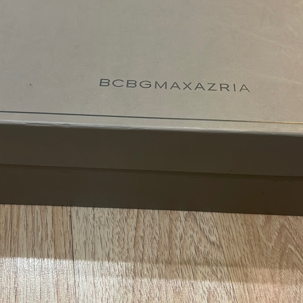 Women shoes